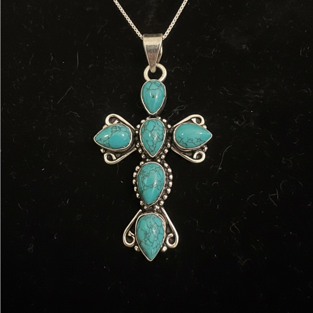 Turquoise and sterling ‎ Silver Cross Pendant Necklace - Picture 2 of 6